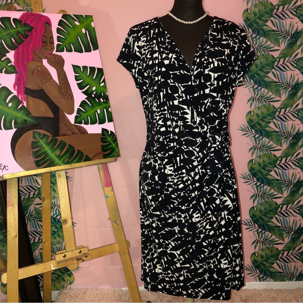 New York & Company Black & White Print Dress